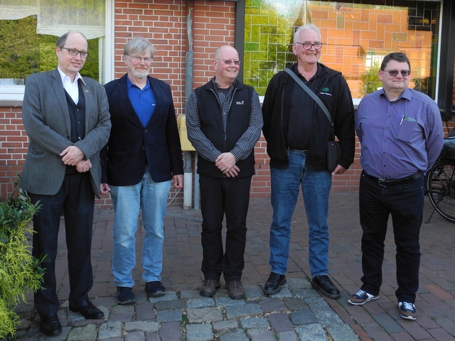 Abb.: DEV Vorstand 2025 (v.l.n.r.): Wolf-Jobst Siedler (Vorsitzender), Karl-Heinrich Waack (Schriftführer), Carsten Henze (Schatzmeister), Dirk Lonscher und Volker Hoppmann (stellvertretende Vorsitzende)