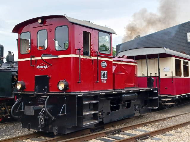 Lokomotive V 3 im aktuellen Zustand mit einer vorläufigen Beschriftung als V 122